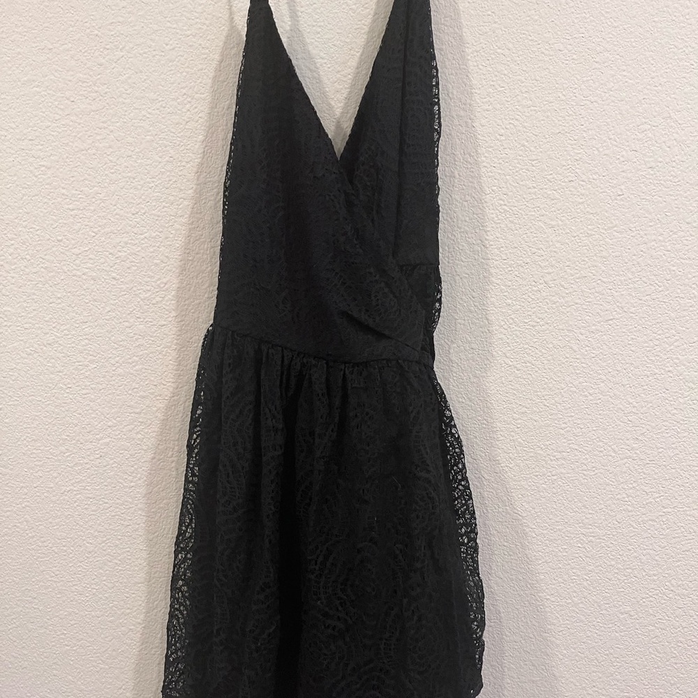 Ceremony by Joanna August black lace halter wrap dress size large
